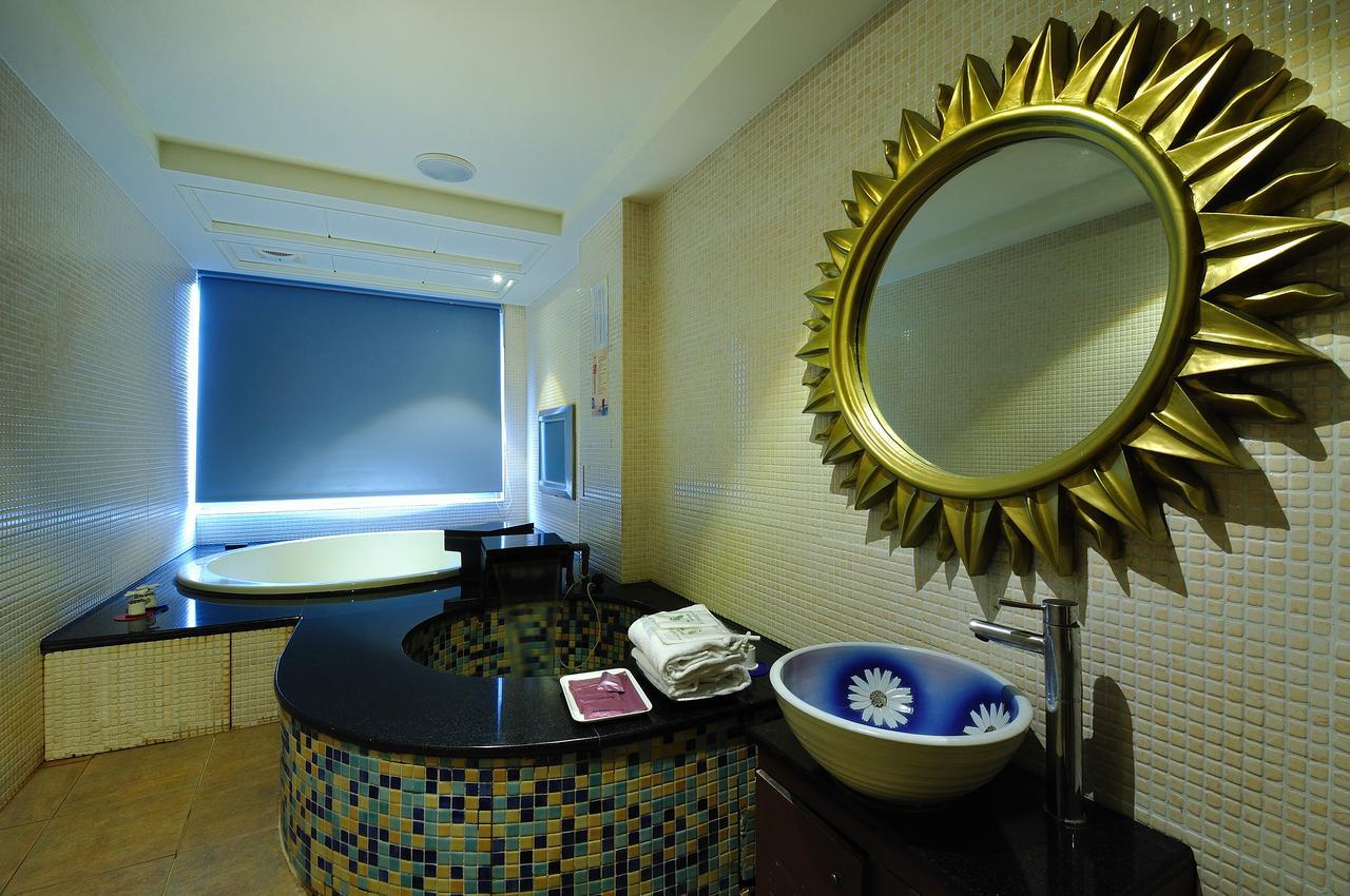ג'ינשאן Jin Spa Resort Hotel מראה חיצוני תמונה